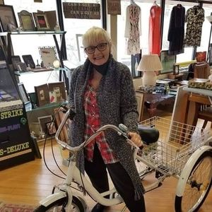 Meet your Posher, Kay